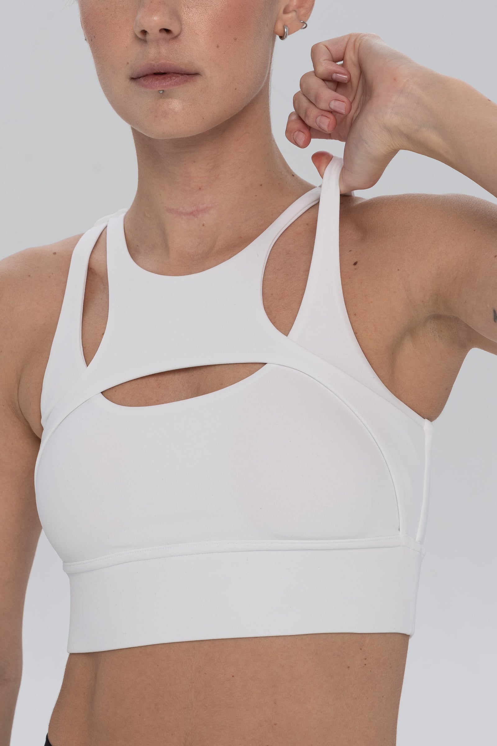 Топ Muse White